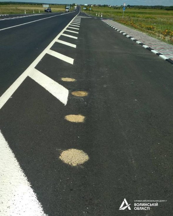 Княгининок – Прилуцьке: на відремонтованій ділянці дороги залишилось встановити кілька знаків