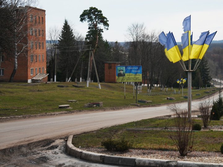 Окупанти вивезли до росії чотирьох жителів села на Сумщині