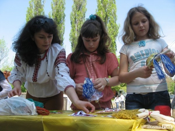 У луцькому парку ‒ великодні розваги. ФОТО