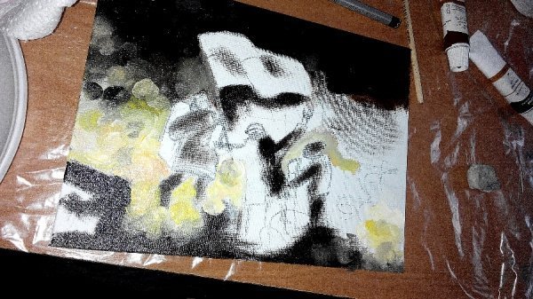 У Володимирі-Волинському продавали картини, щоб купити одяг військовим. ФОТО