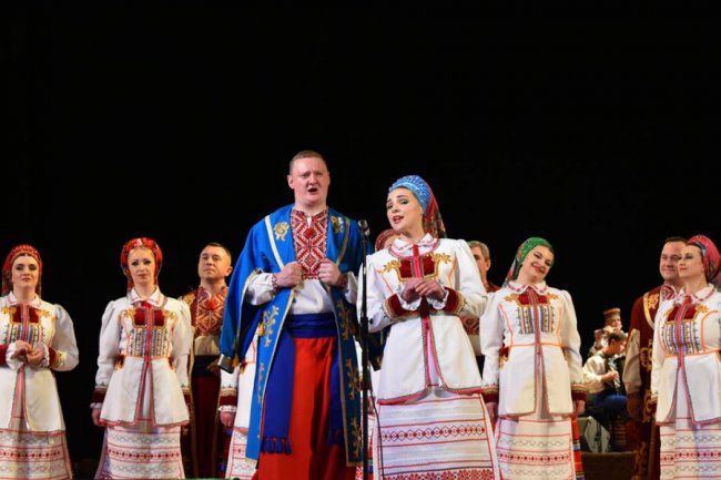 Артисток Волинського народного хору відзначили нагородами. ФОТО