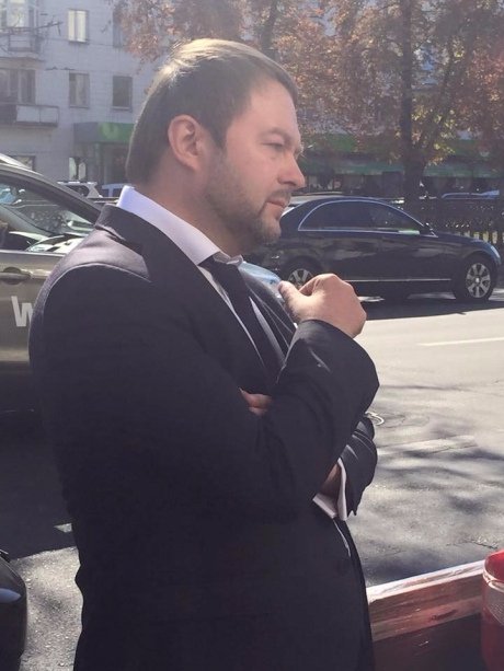 Одного з керівників центру зайнятості затримали за хабар в понад півмільйона. ФОТО