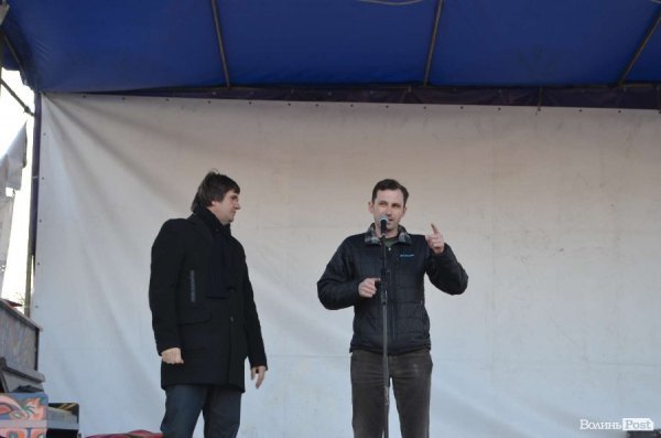 «Кадрове» віче в Луцьку. ФОТО. ВІДЕО