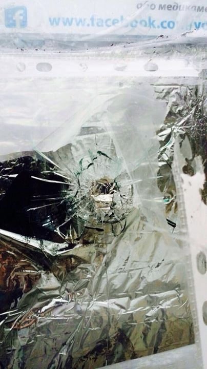 У Києві обстріляли офіс волонтерів. ФОТО