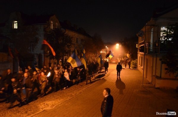 У Луцьку відбулася смолоскипна хода на честь річниці УПА. ФОТО. ВІДЕО