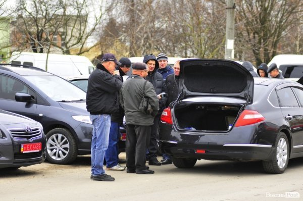 Луцький авторинок. БУДНІ МІСТА