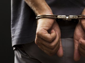 У Луцьку зловили грабіжника, який відібрав у юнака iPhone