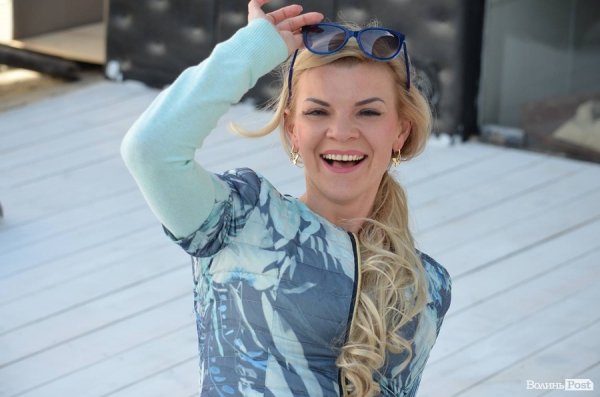 Стильний Луцьк: віртуальний фетиш від Армані. ФОТО