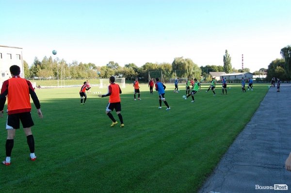 Футболісти «Волині» готуються до гри з «Металістом». ФОТО