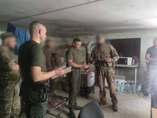 Керівник поліції Волині відвідав бійців управління КОРД на Херсонщині. ФОТО