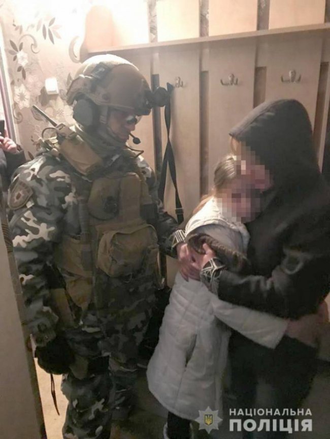 У Дніпрі чоловік викрав 12-річну дівчинку. ФОТО