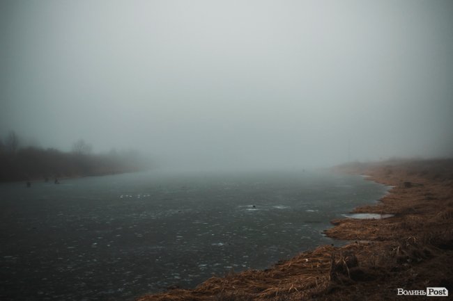 Туманно-сіра краса у Луцьку. ФОТО
