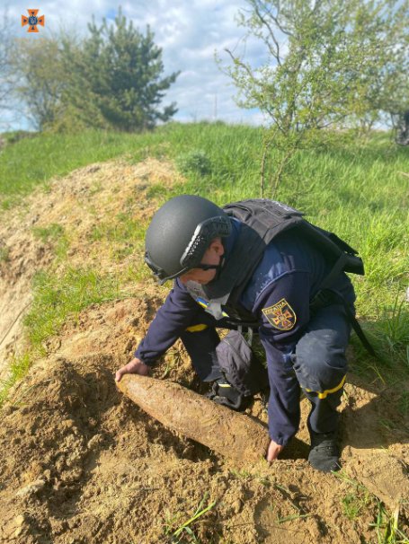 На Волині горіла квартира: з пожежі врятували 69-річного чоловіка