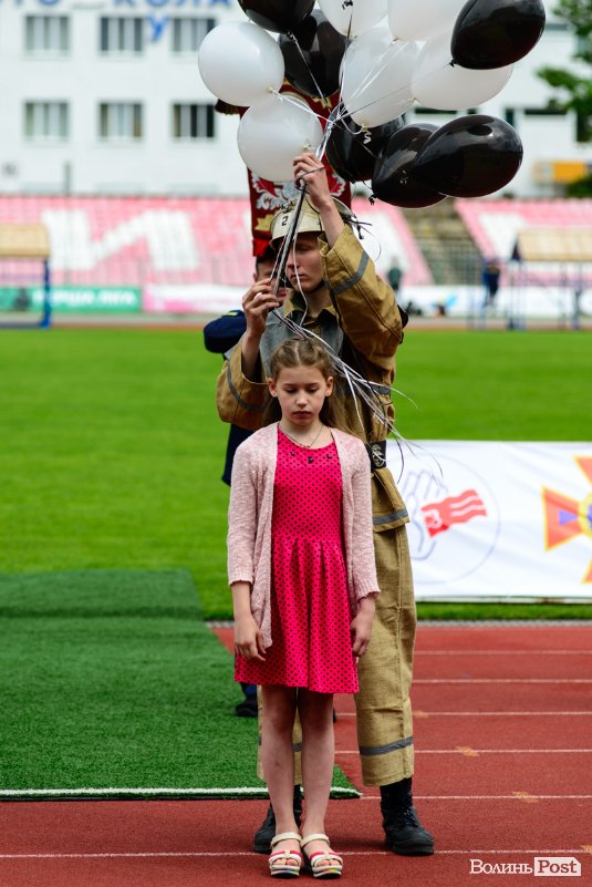 До Луцька на змагання з'їхались пожежники з 7 країн. ФОТО