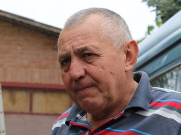 Волонтер з Луцька зібрав майже 20 тисяч банок на тушонки для ЗСУ