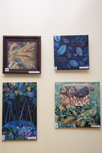 Тихий аукціон: у Луцьку в арт-галереї зібрали понад 24,6 тисяч гривень на ЗСУ. ФОТО