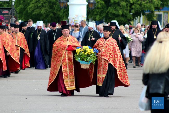 Святкова літургія і відвідини військових: що робив Епіфаній на Волині. ФОТО