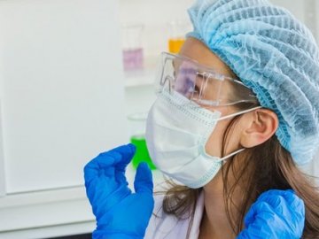 Повідомили статистику щодо коронавірусу в Україні за минулу добу