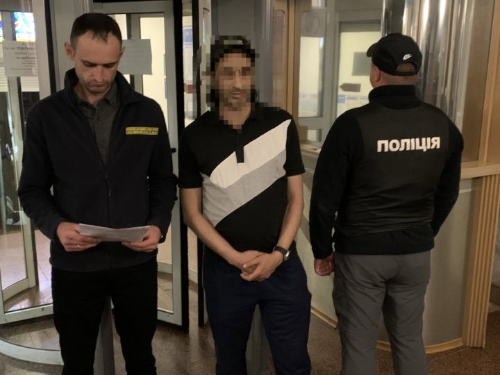 На Волині виявили нелегала з Марокко. ФОТО