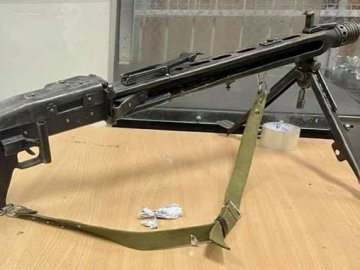 Українець хотів поштою відправити до Франції кулемет