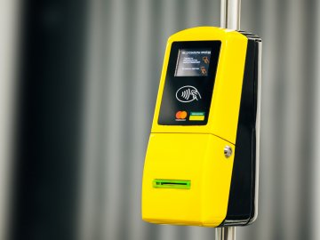 Повідомили, коли запустять мобільний додаток для безготівкового проїзду у Луцьку