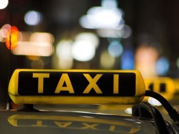 На Новий рік таксисти піднімуть тарифи в 5 разів, - експерти