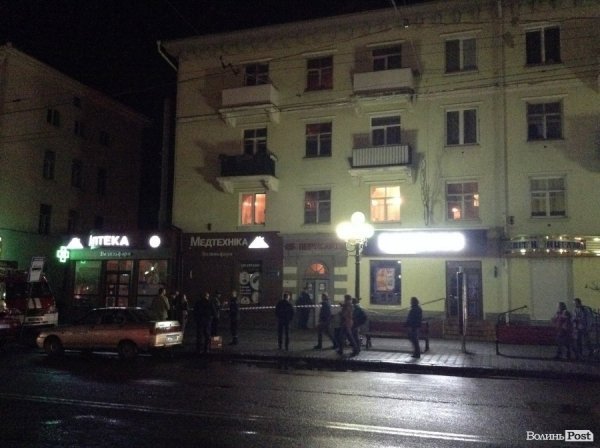 У центрі Луцька – пожежа. ФОТО. ДОПОВНЕНО