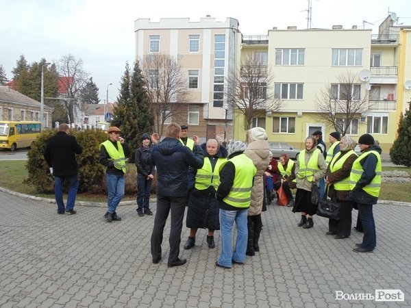 У Луцьку пікетували мерію. ФОТО