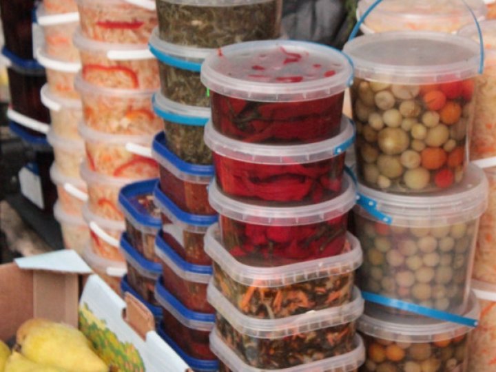 Ринок чи гіпермаркет: де вигідніше купувати продукти у Луцьку?