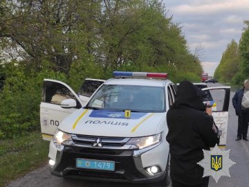 На Вінничині двоє чоловіків розстріляли поліцейських: 20-річний правоохоронець загинув