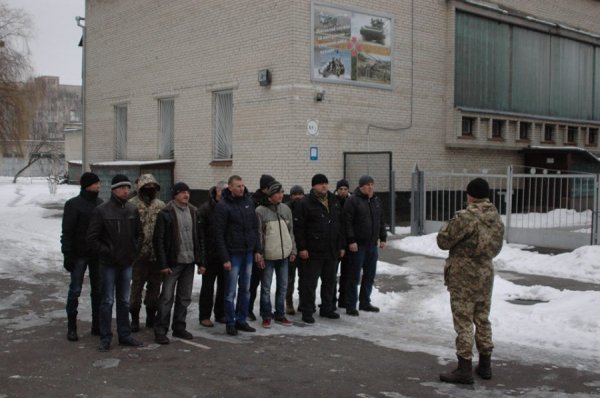 Понад 80 волинян стали контрактними військовими