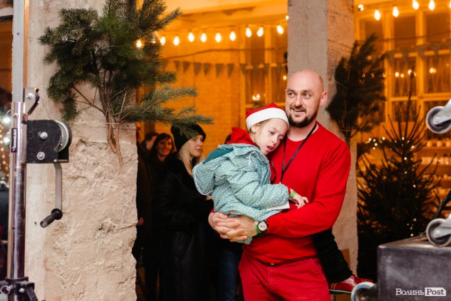 Особливі діджей-сети і запальні танці: яким був другий день фестивалю «Вітраж Вікенд». ФОТОРЕПОРТАЖ 