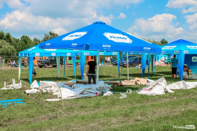 У Луцьку кипить підготовка до «Бандерштату». ФОТОРЕПОРТАЖ