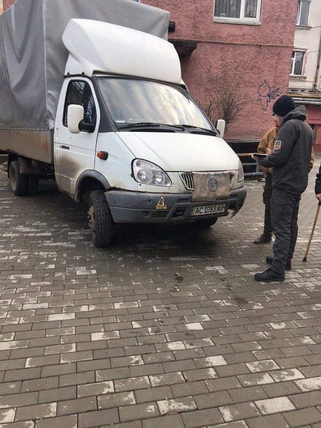 У Луцьку муніципали покарали «автоандонів». ФОТО
