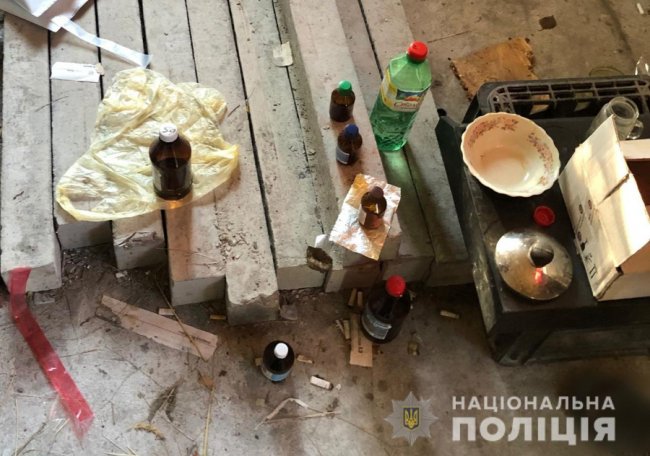У волинянина знайшли наркотики та знаряддя для їх виготовлення. ФОТО