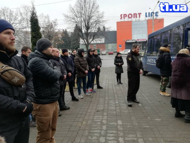 У Луцьку провели в останню путь атовця Сергія Денисюка. ФОТО