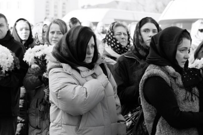 Скорбота в Луцьку: громада прощалася з двома Героями