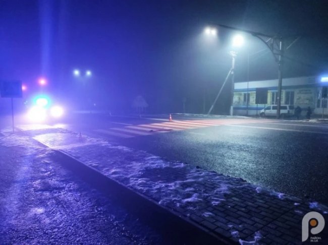  На Волині водій легковика збив чоловіка на пішохідному переході і втік.ФОТО