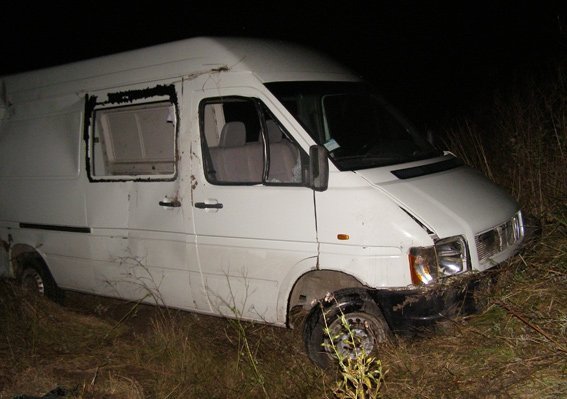 На Волині після аварії жінку залишили помирати на дорозі. ФОТО