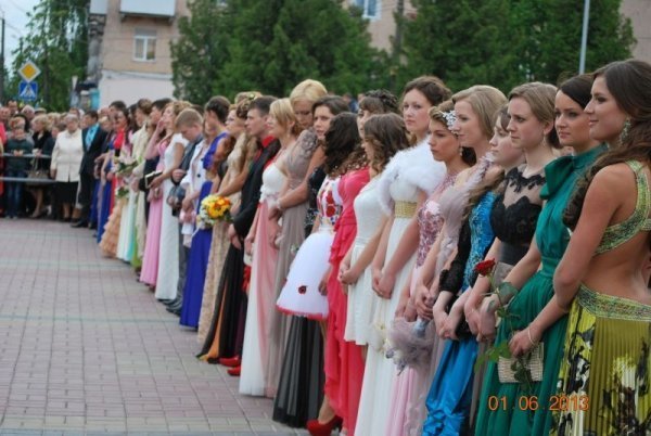 У Нововолинську ‒ 89 медалістів. ФОТО