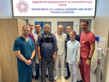 Волинський хірург разом із колегами врятували пацієнта з гіпертонічним кризом
