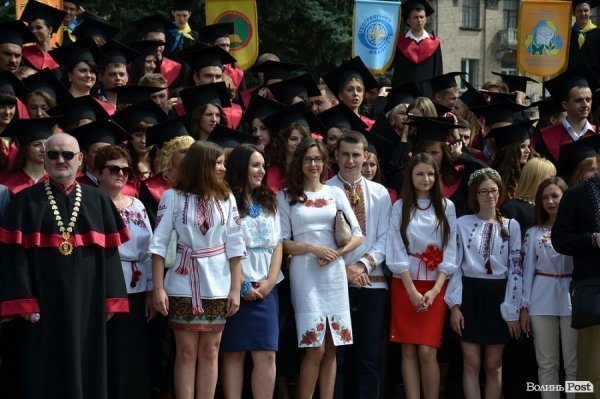 У Луцьку вручили дипломи магістрам. ФОТО