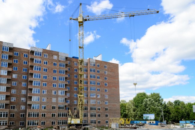 Роботи ні на мить не припиняються: як у Луцьку «росте» ЖК «Caramel Residence». ФОТО*