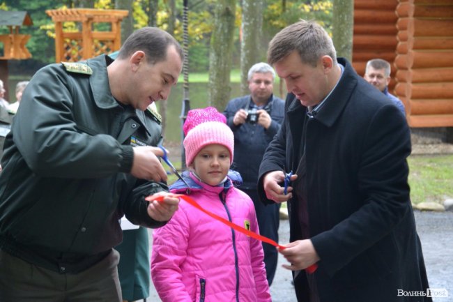 Краса воротнівського лісу: у «Малій Швейцарії» відкрили центр для юних лісівників 