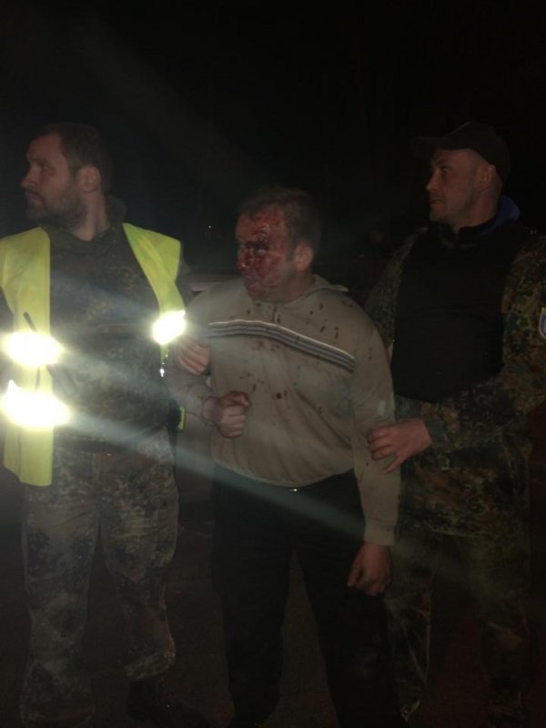 Нічна аварія в Луцьку: водій спробував втекти з місця ДТП. ФОТО