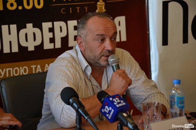 «Боротьба, яка триває досі»: у Луцьку презентували фільм «Червоний»