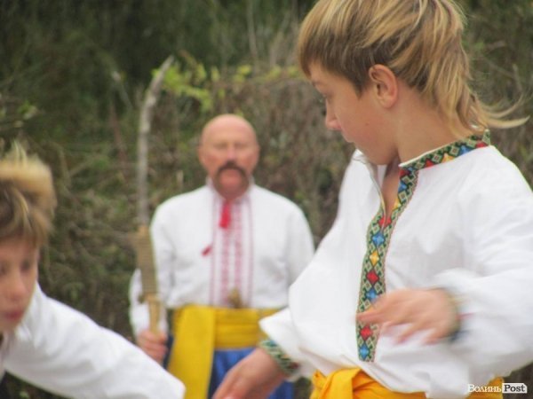 Під Луцьком відкрили єдиний на Волині пам’ятник козакові Мамаю 