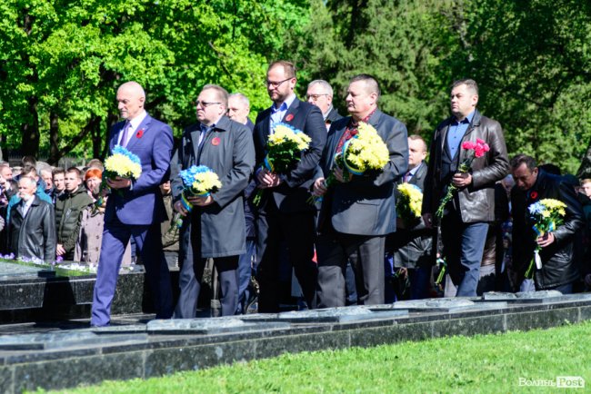 У Луцьку відзначають День пам'яті та примирення. ФОТО