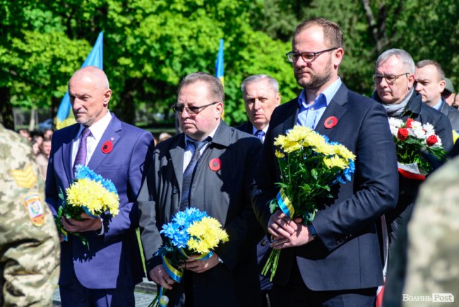 У Луцьку відзначають День пам'яті та примирення. ФОТО