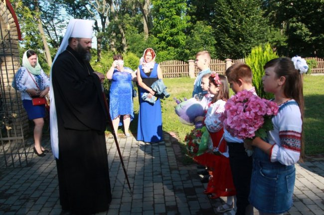 У селищі на Волині владика Михаїл очолив престольний празник. ФОТО